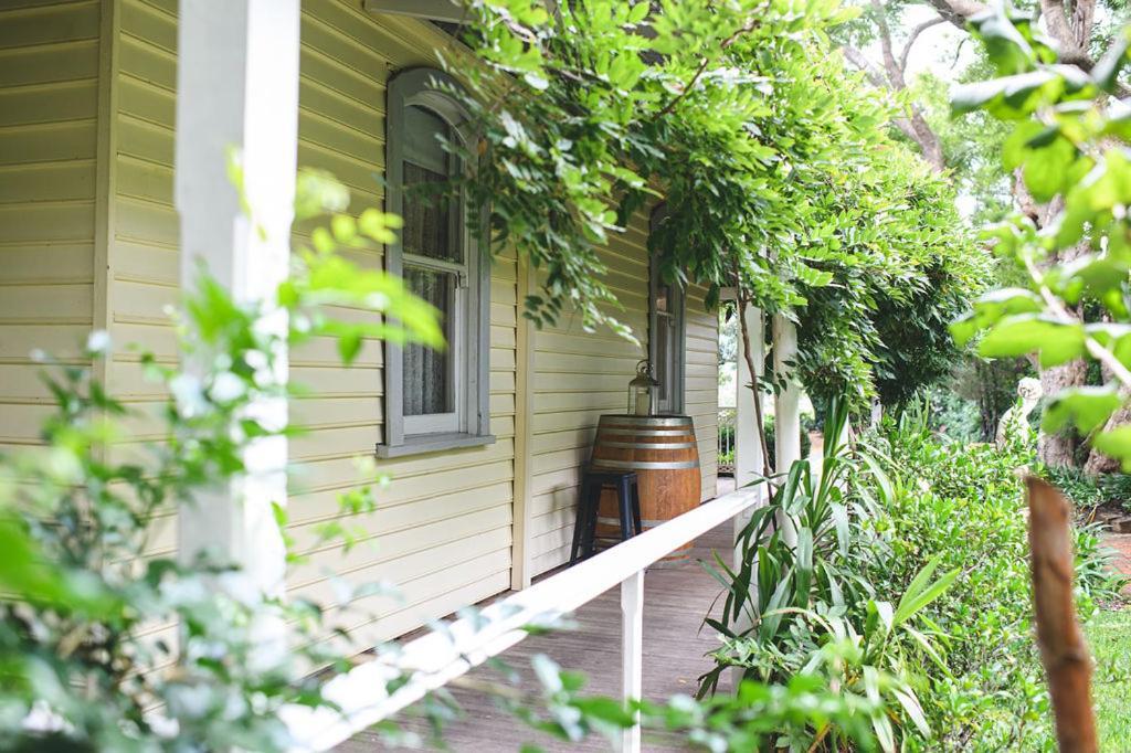 Plynlimmon-1860 Heritage Cottage Or Double Room With Orchard View Kurrajong Exterior photo