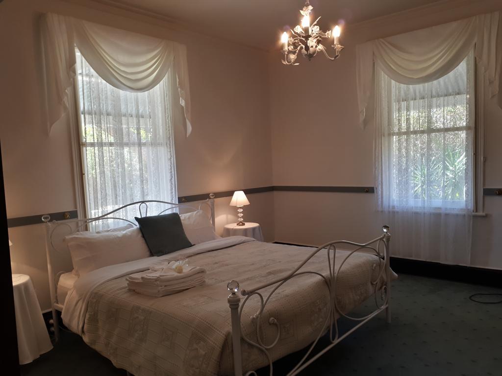 Plynlimmon-1860 Heritage Cottage Or Double Room With Orchard View Kurrajong Exterior photo